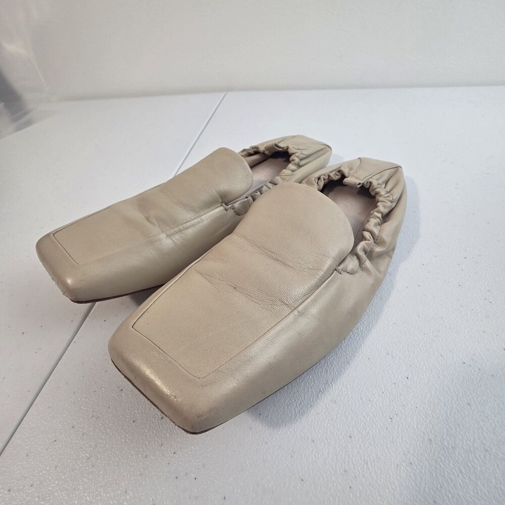 Porte & Paire Raffia Leather Trimmed Collapsible Loafers In Beige Size EU 36